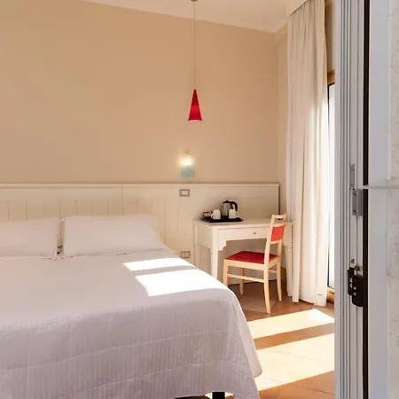 Marin Hotel 3*
