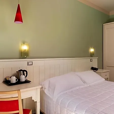 Marin Hotel 3*